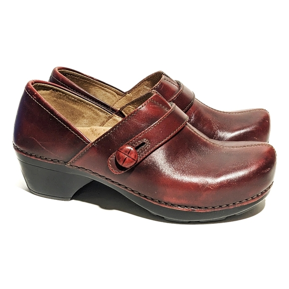 Danako Solstice Professional Clog Cordovan Maroon Oiled Red Mule Women's Size 37 - Picture 1 of 11